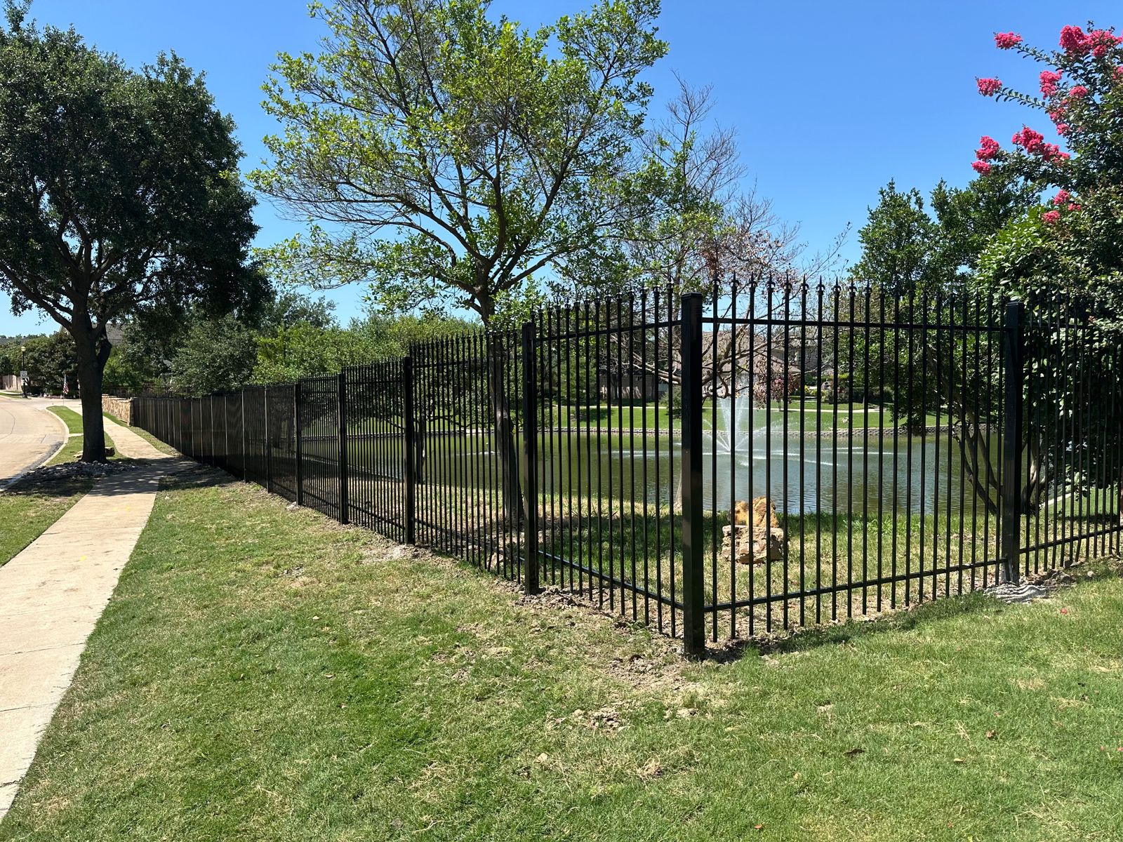 Custom fence and gate project completed for a DFW homeowner