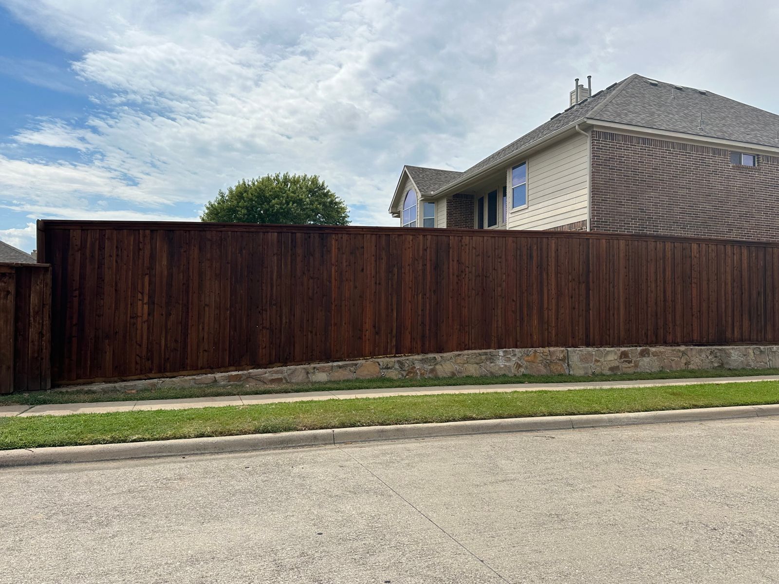 Custom fence construction project completed across DFW